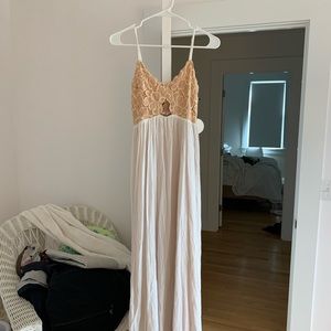 Bryce Maxi Dress In Pale Blush